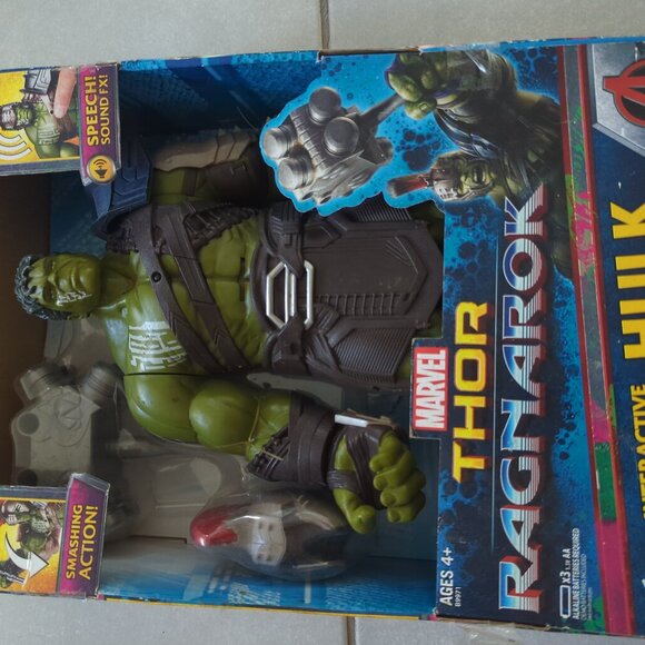 new in box Thor Ragnarok Speech Sound Interactive Gladiator Hulk Hasbro gift - Picture 8 of 8
